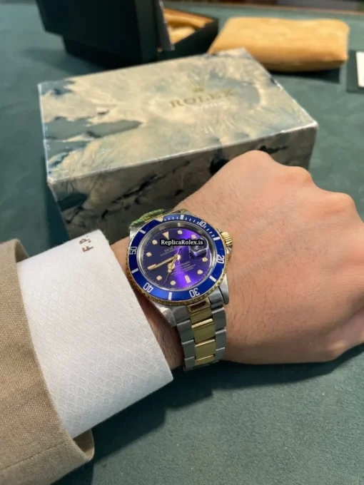 Offering Replica Rolex Submariner Date 16613 Caliber 3135 Automatic Movement 40mm Gold/steel Case Mens/unisex Watch - Image 9