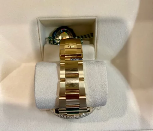 Amazing Fakes Rolex Yacht-master II 116688 Caliber 4161 Automatic Movement 44mm Yellow Gold Case Mens/unisex Watch - Image 6