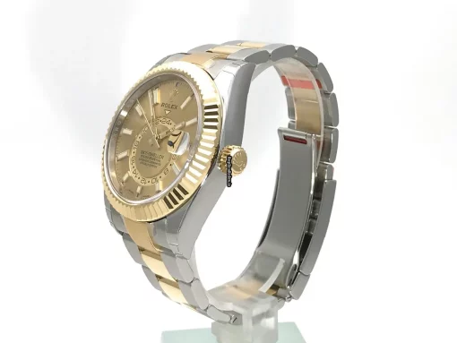 Wholesale Fake Rolex Sky-dweller 326933 Caliber 9001 Automatic Movement 42mm Gold/steel Case Mens/unisex Watch - Image 3