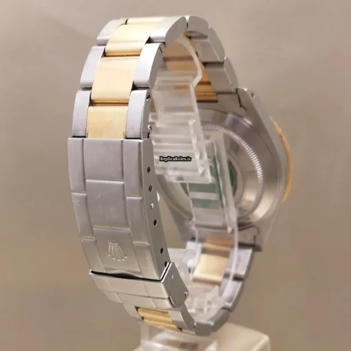 Defect Replica Rolex Submariner Date 16613 Caliber 3135 Automatic Movement 40mm Gold/steel Case Mens/unisex Watch - Image 4