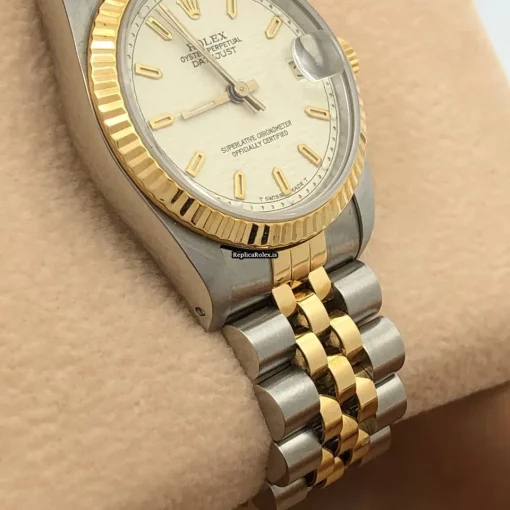Defect Replica Rolex Lady-datejust 68273 Caliber 2135 Automatic Movement 31mm Gold/steel Case Mens/unisex Watch - Image 3