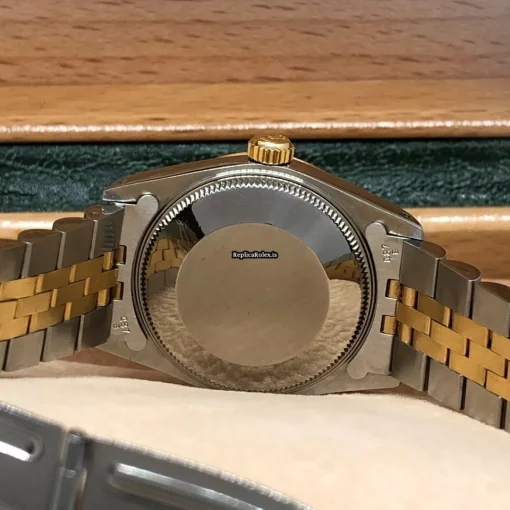 Defect Replica Rolex Lady-datejust 68273 Caliber 2135 Automatic Movement 31mm Gold/steel Case Mens/unisex Watch - Image 4