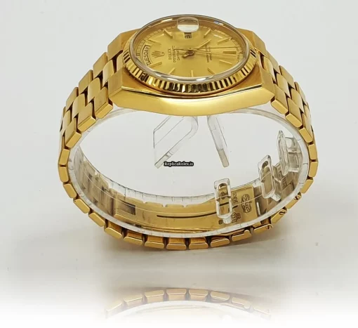 Superb Replica Rolex Day-date Oysterquartz 19018 Caliber 5055 Quartz Movement 36mm Yellow Gold Case Mens/unisex Watch - Image 4
