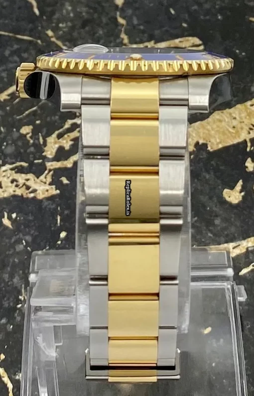 Nice Replica Rolex Submariner Date 116613lb Caliber 3135 Automatic Movement 40mm Gold/steel Case Mens/unisex Watch - Image 6