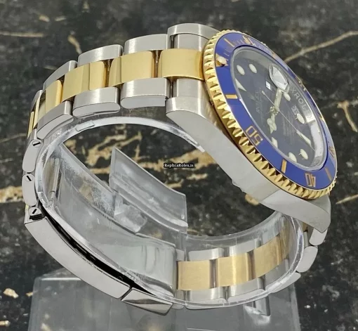 Nice Replica Rolex Submariner Date 116613lb Caliber 3135 Automatic Movement 40mm Gold/steel Case Mens/unisex Watch - Image 9