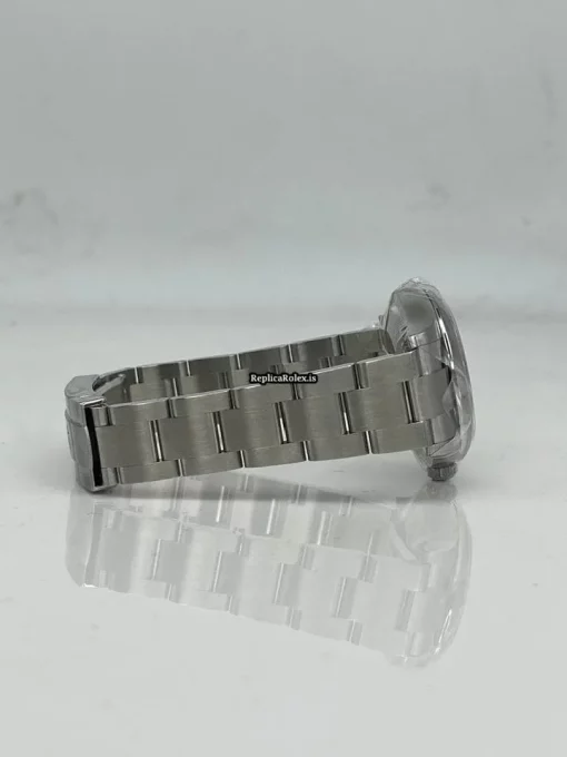 High Quality Replica Rolex Oyster Perpetual 31 277200 Caliber 2232 Automatic Movement 31mm Steel Case Womens Watch - Image 3