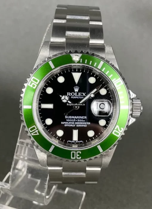 Defect Clone Rolex Submariner Date 16610lv Caliber 3135 Automatic Movement 40mm Steel Case Mens/unisex Watch