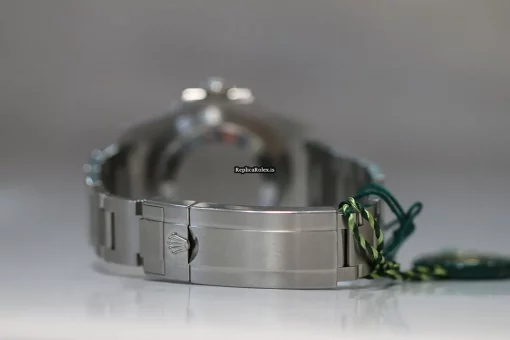 Nice Replica Rolex Submariner Date 116610lv Caliber 3135 Automatic Movement 40mm Steel Case Mens/unisex Watch - Image 7