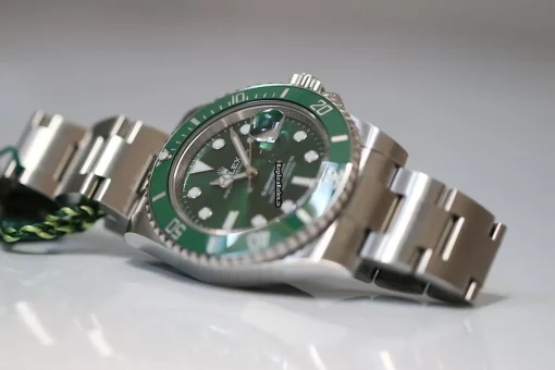 Nice Replica Rolex Submariner Date 116610lv Caliber 3135 Automatic Movement 40mm Steel Case Mens/unisex Watch - Image 9