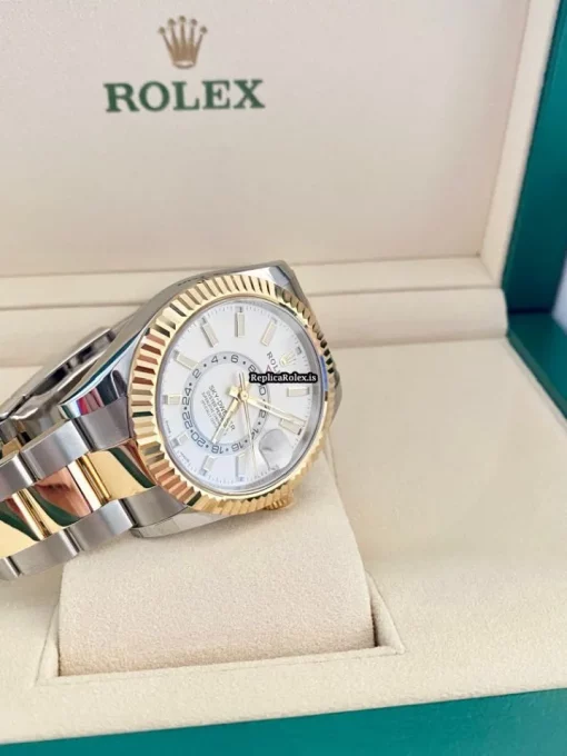 Remarkable Copies Rolex Sky-dweller 326933 Caliber 9001 Automatic Movement 42mm Gold/steel Case Mens/unisex Watch - Image 11