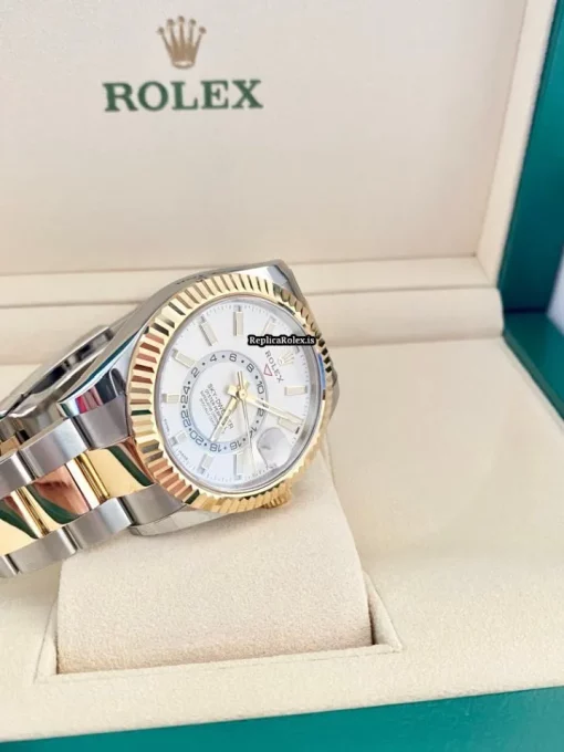 Remarkable Copies Rolex Sky-dweller 326933 Caliber 9001 Automatic Movement 42mm Gold/steel Case Mens/unisex Watch - Image 5