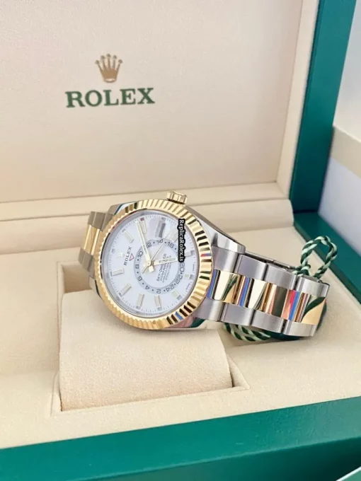 Remarkable Copies Rolex Sky-dweller 326933 Caliber 9001 Automatic Movement 42mm Gold/steel Case Mens/unisex Watch - Image 6