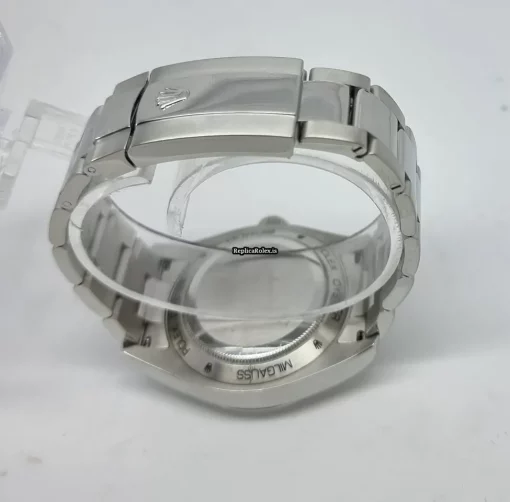 Beautiful Knockoff Rolex Milgauss 116400gv Caliber 3131 Automatic Movement 40mm Steel Case Mens/unisex Watch - Image 5