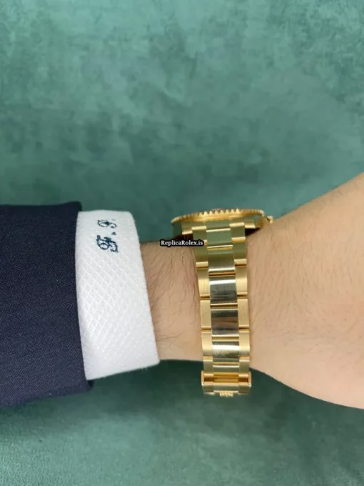 High Quality Fake Rolex Submariner Date 116618lb Caliber 3135 Automatic Movement 40mm Yellow Gold Case Mens/unisex Watch - Image 11