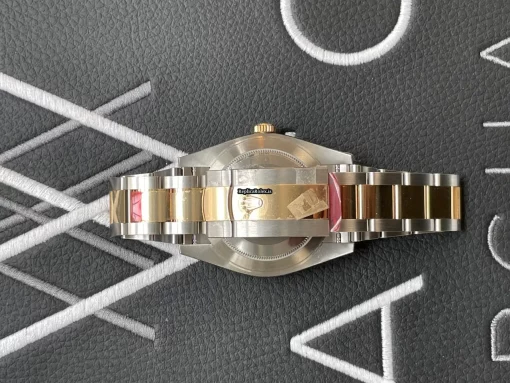 Superb Copies Rolex Datejust 126301 Caliber 3235 Automatic Movement 41mm Gold/steel Case Mens/unisex Watch - Image 4
