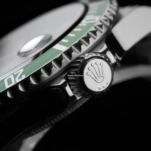 Trustworthy Imitation Rolex Submariner Date 16610lv 40mm Mens/unisex Watch - Image 5