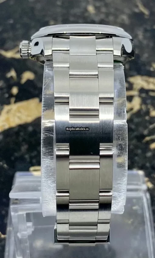 Distinctive Replica Rolex Oyster Perpetual 31 277200 Caliber 2232 Automatic Movement 31mm Steel Case Womens Watch - Image 7