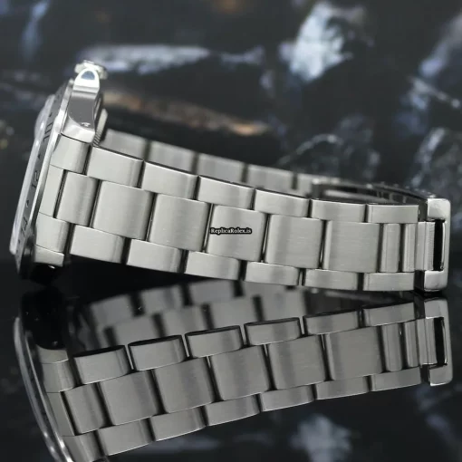 Wonderful Clone Rolex Explorer II 16570 Caliber 3185 Automatic Movement 40x47,2mm Steel Case Mens/unisex Watch - Image 10
