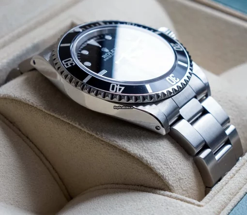 Mind-boggling Replica Rolex Submariner 14060m Caliber 3130 Automatic Movement 40mm Steel Case Mens/unisex Watch - Image 9