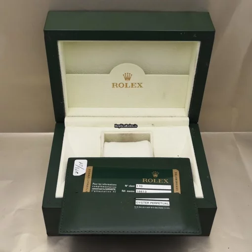 Pleasing Replica Rolex Submariner Date 16613 Caliber 3135 Automatic Movement 40mm Gold/steel Case Mens/unisex Watch - Image 5