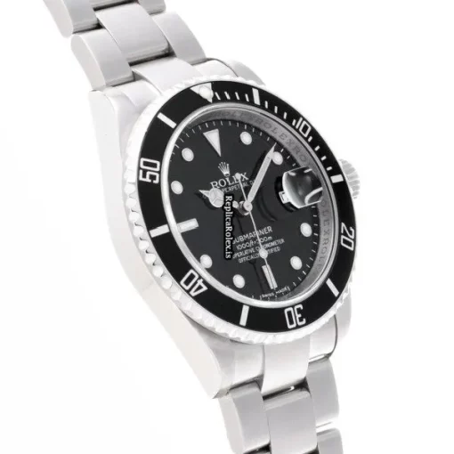 Great Replica Rolex Submariner Date 16610 Caliber 3135 Automatic Movement 40mm Steel Case Watch - Image 3
