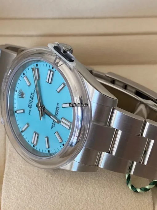 Awesome Clone Rolex Oyster Perpetual 124300-0006 Caliber 3230 Automatic Movement 41mm Steel Case Mens/unisex Watch - Image 3
