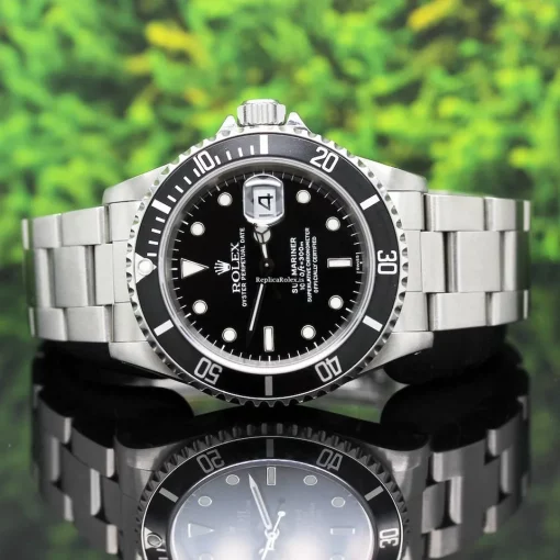 Durable Replica Rolex Submariner Date 16610 Caliber 3135 Automatic Movement 40mm Steel Case Mens/unisex Watch - Image 2