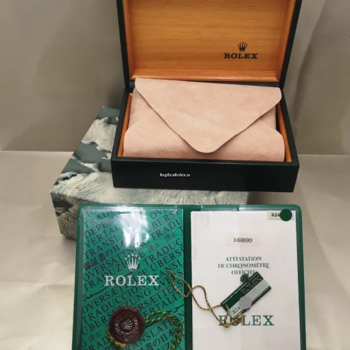 Excellent Replica Rolex Submariner Date 168000 Caliber 3035 Automatic Movement 40mm Steel Case Mens/unisex Watch - Image 5