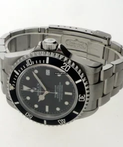 Stylish Replica Rolex Sea-dweller 4000 16600 Caliber 3135 Automatic Movement 40mm Steel Case Mens/unisex Watch