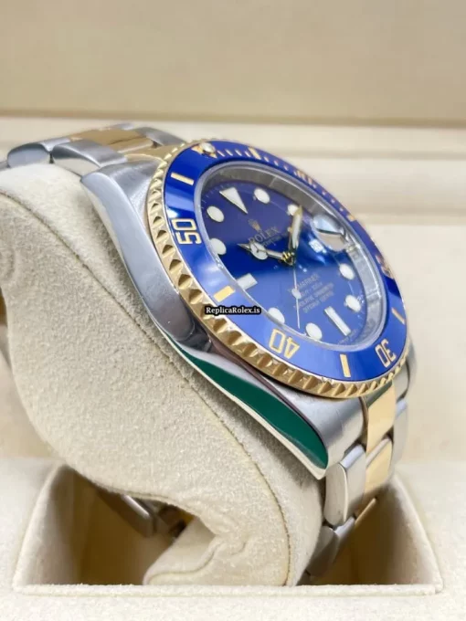 Fabulous Copies Rolex Submariner Date 116613lb Caliber 3135 Automatic Movement 40mm Steel Case Mens/unisex Watch - Image 3