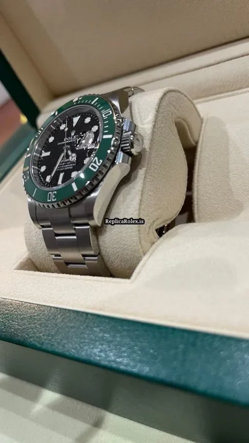 Neat Replica Rolex Submariner Date 126610lv Caliber 3235 Automatic Movement 41mm Steel Case Mens/unisex Watch - Image 4