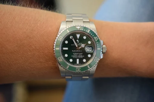 Ideal Replica Rolex Submariner Date 116610lv Caliber 3135 Automatic Movement 40mm Steel Case Mens/unisex Watch - Image 11