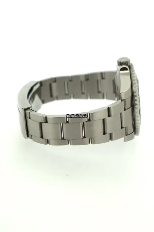 Ideal Replica Rolex Submariner Date 116610lv Caliber 3135 Automatic Movement 40mm Steel Case Mens/unisex Watch - Image 6