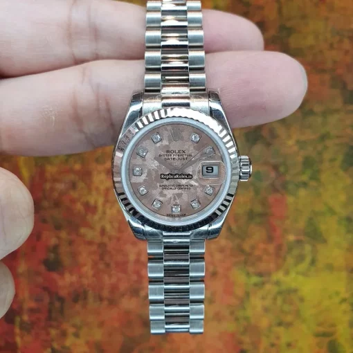 Pleasing Fake Rolex Lady-datejust 179179 Caliber 2235 Automatic Movement 26mm White Gold Case Womens Watch