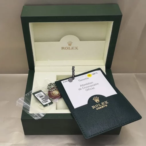Trustworthy Replica Rolex Submariner Date 16610 Caliber 3135 Automatic Movement 40mm Steel Case Mens/unisex Watch - Image 5