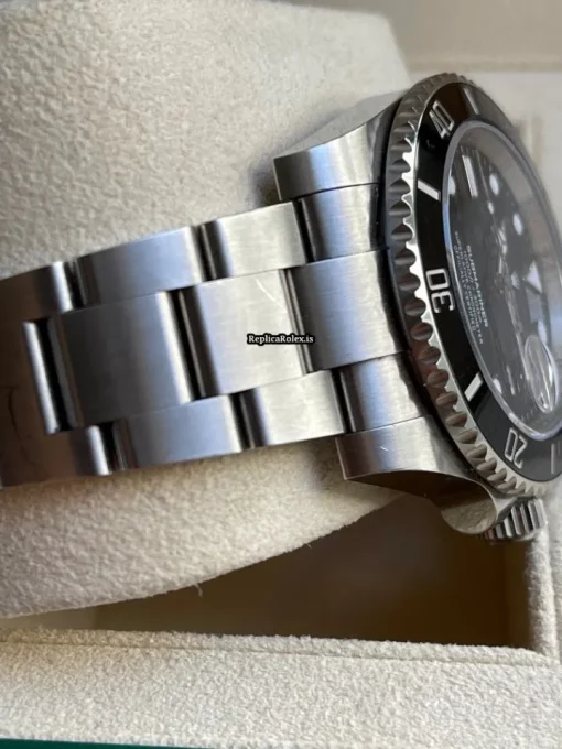 Lovely Fake Rolex Submariner Date 116610ln Caliber 3135 Automatic Movement 40mm Steel Case Mens/unisex Watch - Image 3