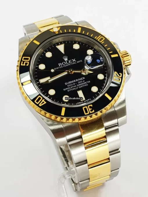 Distinctive Replica Rolex Submariner Date 116613ln Caliber 3135 Automatic Movement 40mm Gold/steel Case Mens/unisex Watch