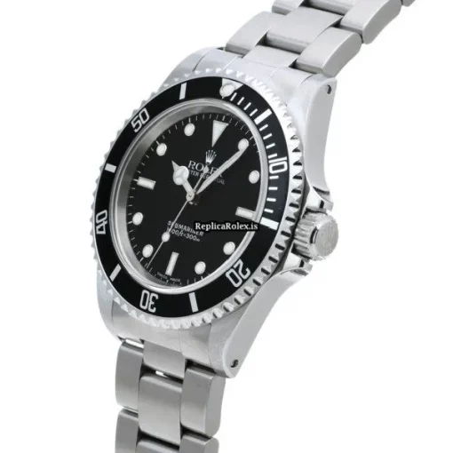Superb Fake Rolex Submariner 14060 Caliber 3000 Automatic Movement 40mm Steel Case Watch - Image 2