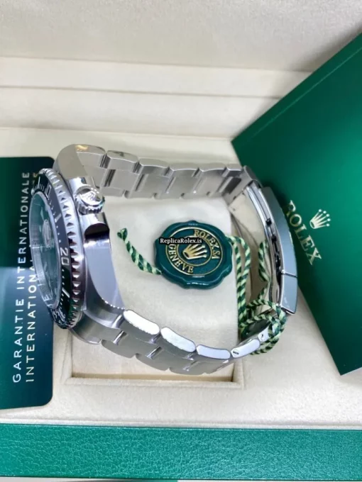 Incredible Fake Rolex Sea-dweller 126600 Caliber 3235 Automatic Movement 43mm Steel Case Mens/unisex Watch - Image 9