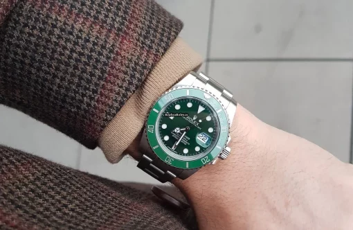 Fantastic Fake Rolex Submariner Date 116610lv Caliber 3135 Automatic Movement 40mm Steel Case Mens/unisex Watch - Image 3