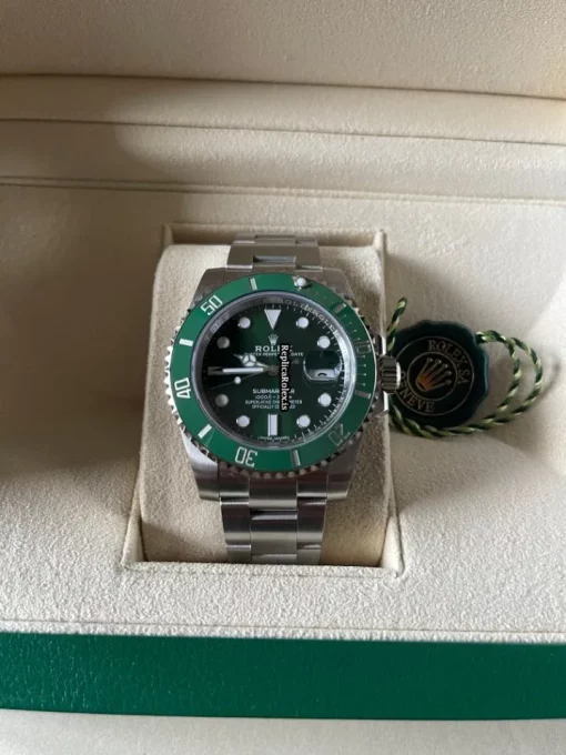Wonderful Replica Rolex Submariner Date 116610lv Caliber 3135 Automatic Movement 40mm Steel Case Mens/unisex Watch - Image 2