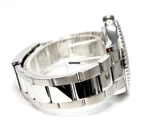 Distinctive Fake Rolex Yacht-master 37 268622 Caliber 2236 Automatic Movement 37mm Steel Case Mens/unisex Watch - Image 4