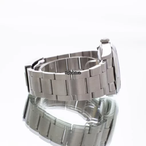 Lovely Replica Rolex Oyster Perpetual 36 126000 Automatic Movement 36mm Steel Case Watch - Image 5