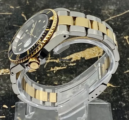 Great Replica Rolex Submariner Date 16613 Caliber 3135 Automatic Movement 40mm Gold/steel Case Mens/unisex Watch - Image 4