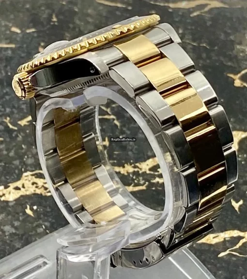 Great Replica Rolex Submariner Date 16613 Caliber 3135 Automatic Movement 40mm Gold/steel Case Mens/unisex Watch - Image 5