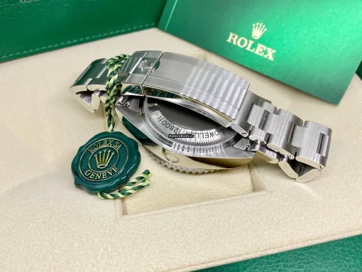 Mind-boggling Replica Rolex Sea-dweller Deepsea 126660 Caliber 3235 Automatic Movement 44mm Steel Case Mens/unisex Watch - Image 3