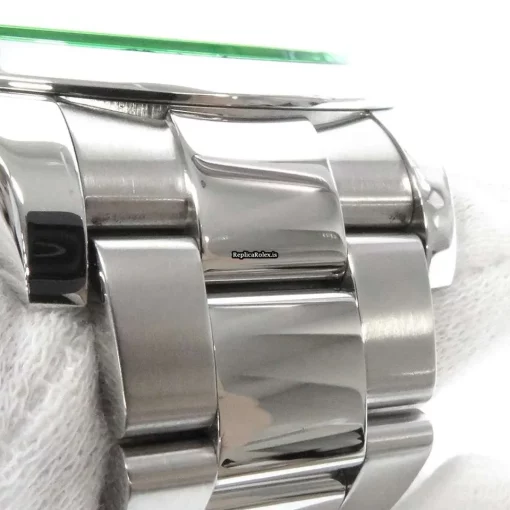 Awesome Replica Rolex Milgauss 116400gv Caliber 3131 Automatic Movement 40mm Steel Case Mens/unisex Watch - Image 12