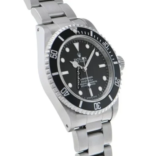 Beautiful Fake Rolex Submariner 14060m Caliber 3130 Automatic Movement 40mm Steel Case Watch - Image 3