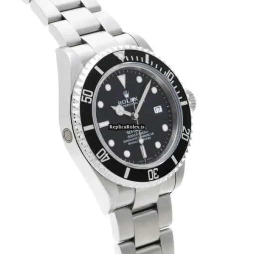 Reliable Replica Rolex Sea-dweller 4000 16600 Caliber 3135 Automatic Movement 40mm Steel Case Watch - Image 3