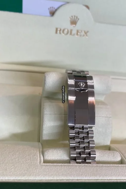 Lovely Replica Rolex Gmt-master II 126710blnr Caliber 3285 Automatic Movement 40mm Steel Case Mens/unisex Watch - Image 5